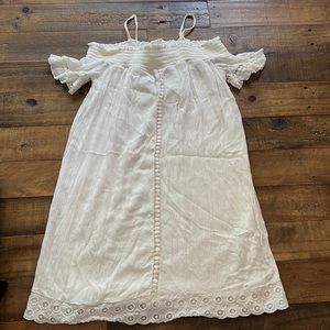 Adorable size 7/8 white dress